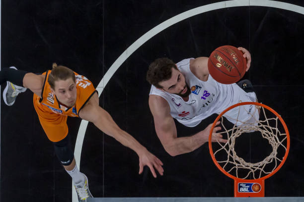 对库明加采 对库明加采