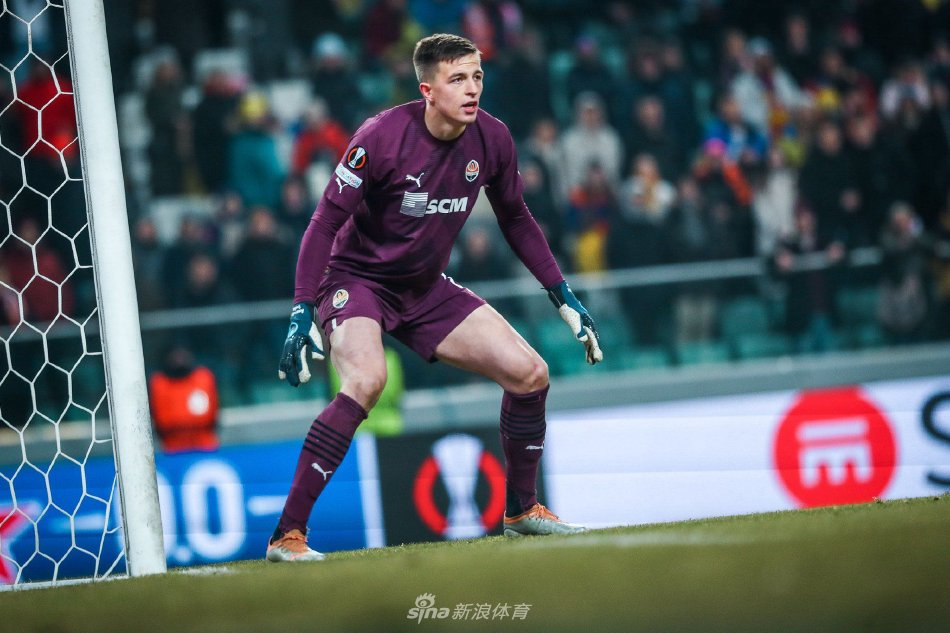 门将时沉着 门将时沉着